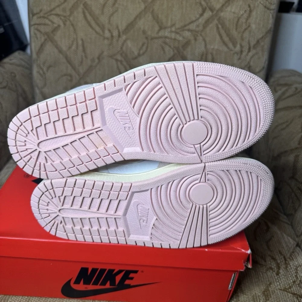 Nike Air Jordan 1 Retro Hi High Washed Pink FN5215-161 Women‎ Size 8